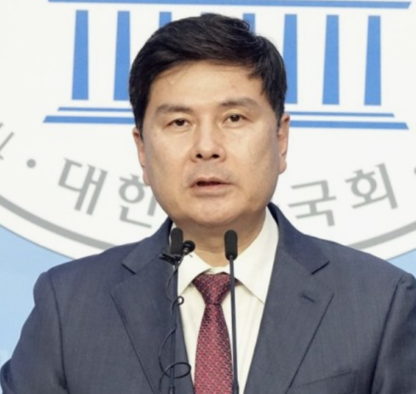 지상욱 불출마.png